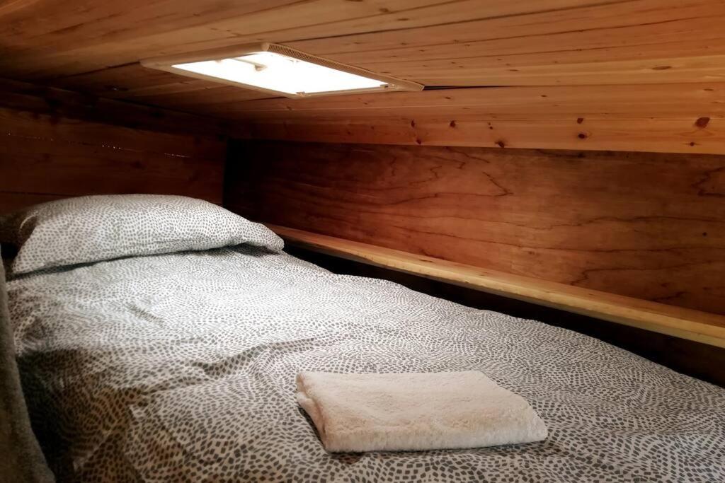 Truck & Pod Creative Nature Retreat. Bantry Exterior photo