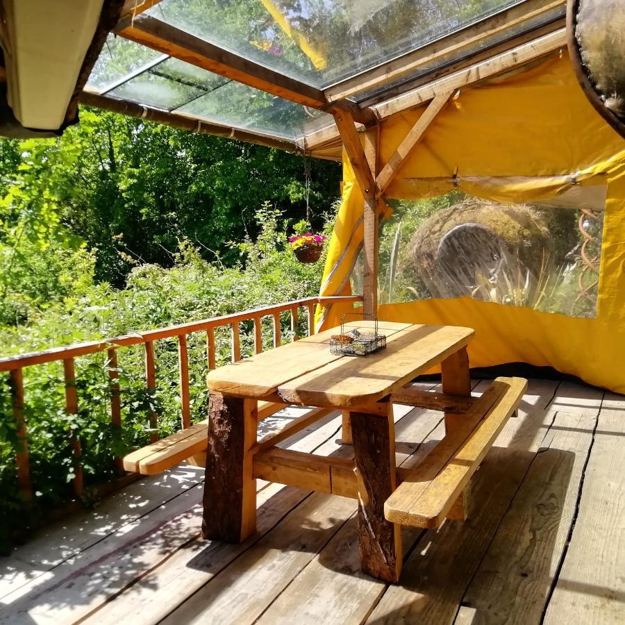Truck & Pod Creative Nature Retreat. Bantry Exterior photo